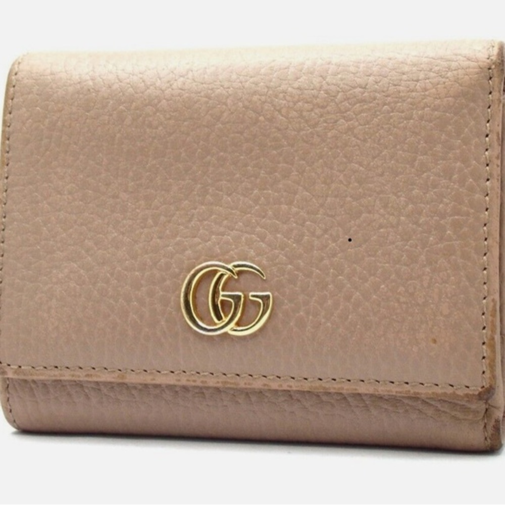 Authentic GUCCI GG Marmont wallet leather  in Excellent Condition NWOT